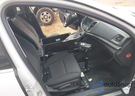 2015 Chevrolet Caprice Police from USA, damaged, VIN 6G3NS5U22FL127352